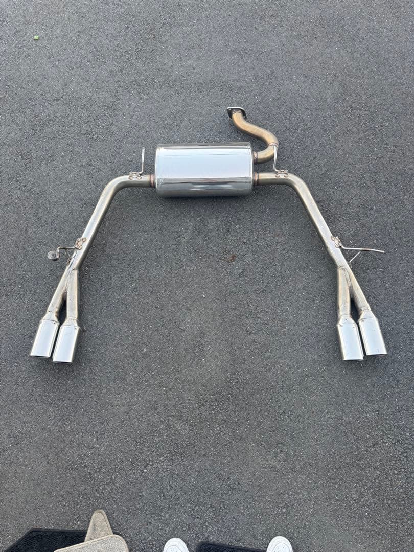 50系エスティマ　ガナドール　リアピース4本出し