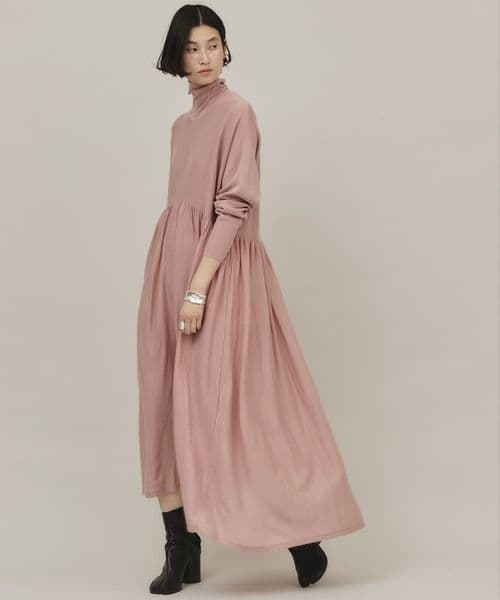 ポ*ポ様 Curensology ウールハイネック ギャザーワンピース