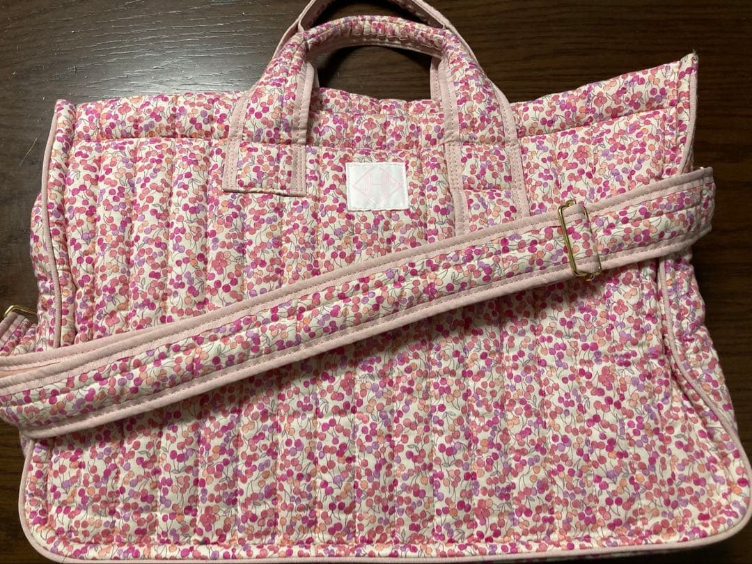 【最終】【2月5日まで】jnhearts ショルダー　キルティング　バッグ