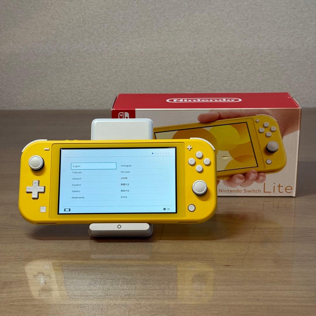 6-267 Switch LITE イエロー 箱付き