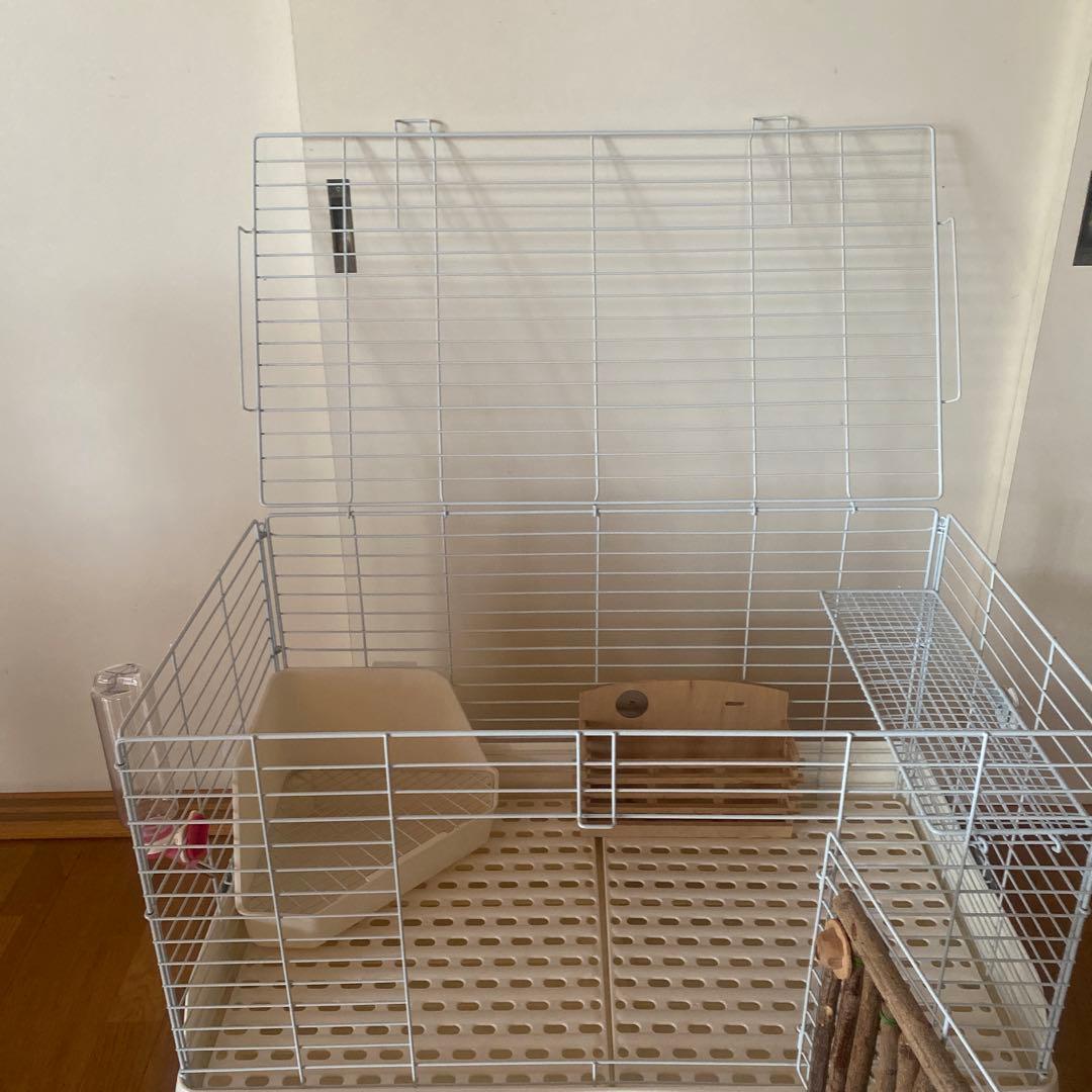 サンコー　うさぎケージ 80 キャスター付き　ホワイトケージ　かじり棒付き