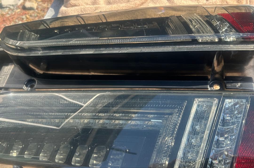 ハイエース　415COBRA FLEX PRESTIGE LED テールランプ