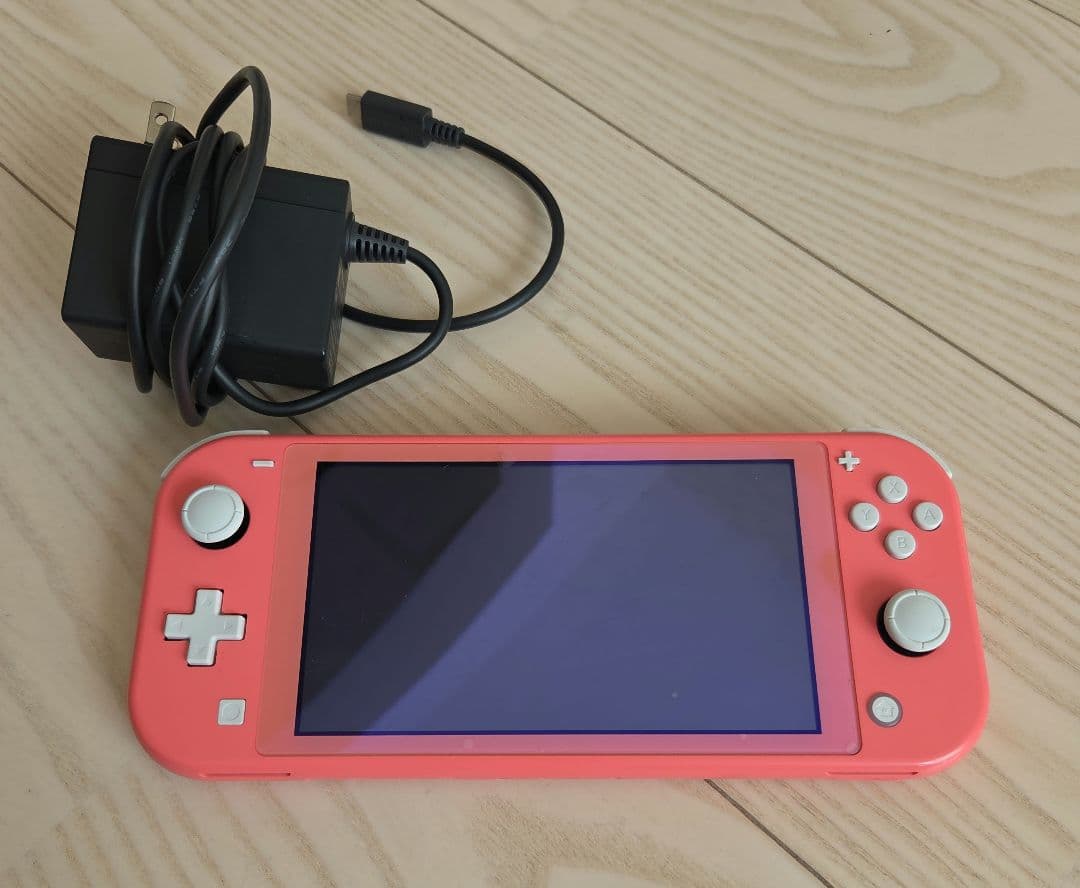 Nintendo Switch Lite●コーラル ピンク 充電器付き●