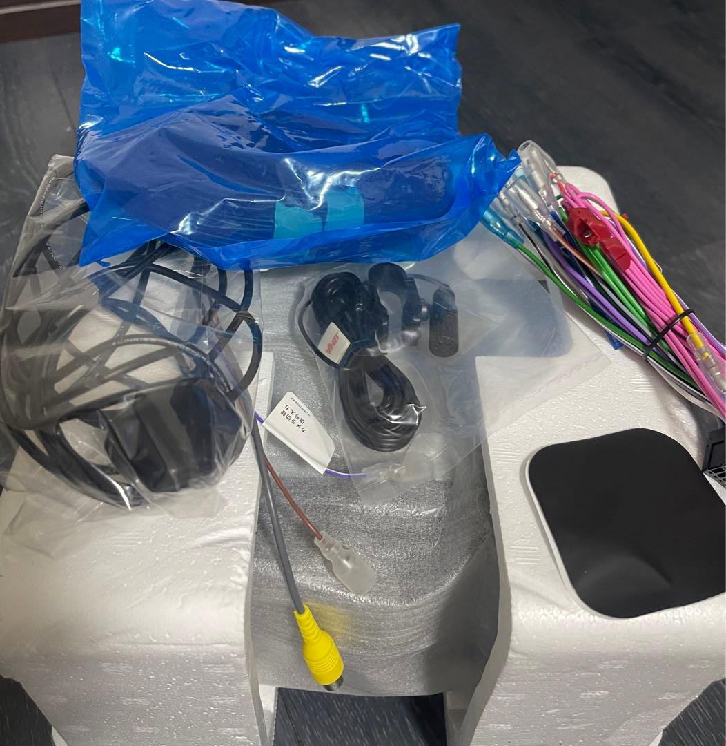 Pioneer AVIC-RZ821-D カーナビ 本体と配線