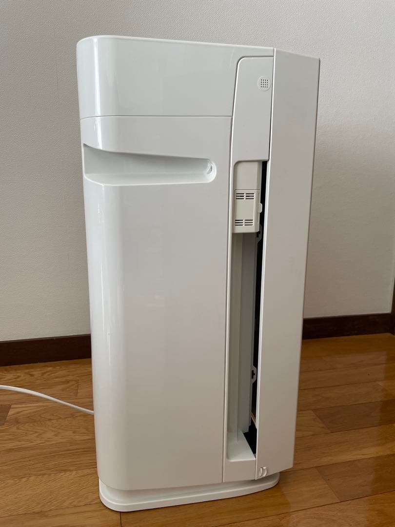 【土日限定値下げ】DAIKIN 空気清浄機 MCK70VBK-W