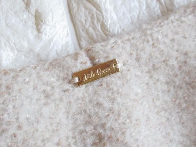 ミラオーウェン 上品 ノーカラー コクーン ゴールドボタン ジャケット ベージュ