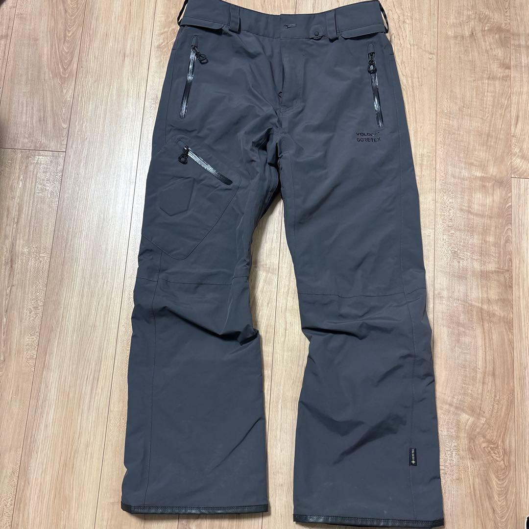 GORE-TEX素材のVOLCOM製スノーボードパンツ size S