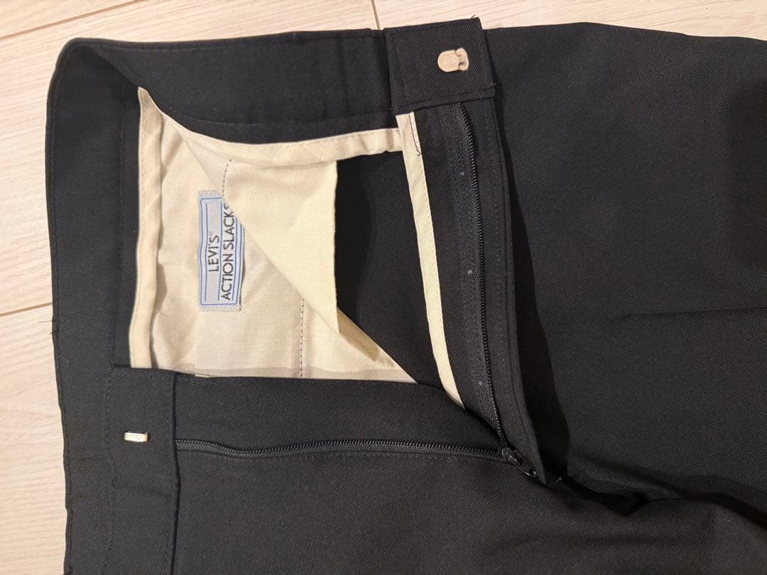 LEVIS ACTION SLACKS ブラック W32 L30 OVY