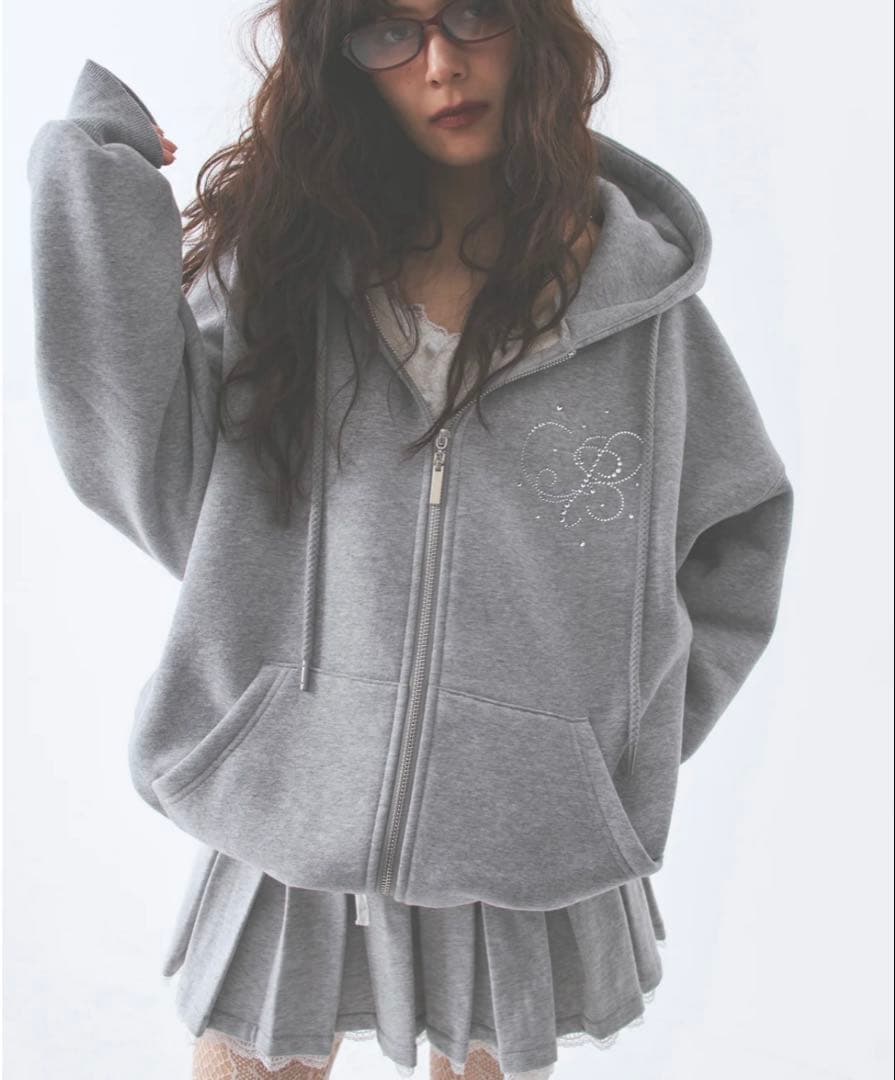 ペリキュール ラインストーンパーカー