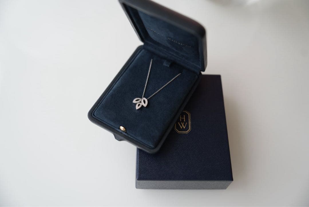 今週末限定値下げ⭐︎Harry Winston リリークラスター・ミニ・ペンダント